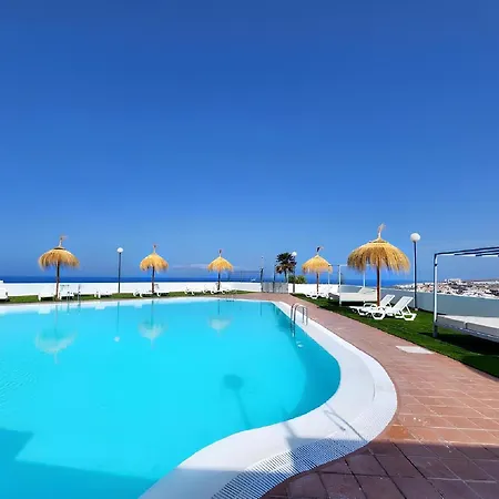 Paulmarie Ocean View Apartment *